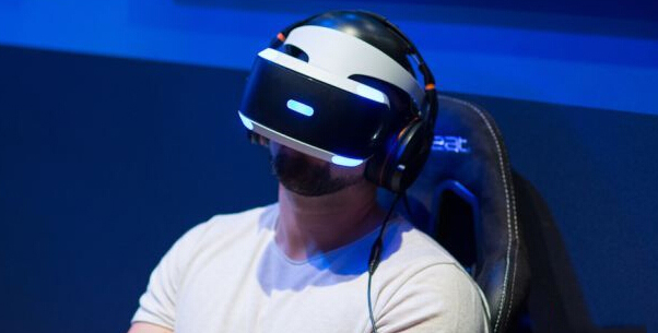 VR體驗(yàn)設(shè)備